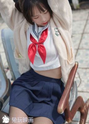 成年人观看视频