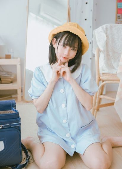 不扣扭的女孩
