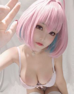 男人激烈吮乳吃奶视频